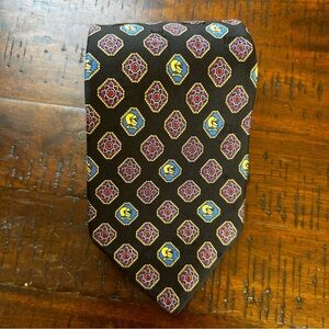 MCM men’s tie Italy 100% silk geometric knights wedding holidays business casual